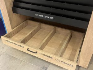 Meuble de présentation sur roulettes avec tiroirs – H220 cm