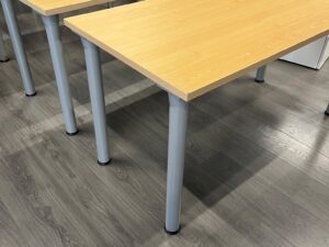 Bureau droit bois et métal gris – L140 cm