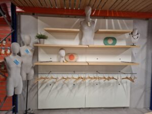 Elément Mural de Présentation + Accessoires L 125 cm