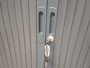 Armoire de bureau métallique avec clé – L100 cm