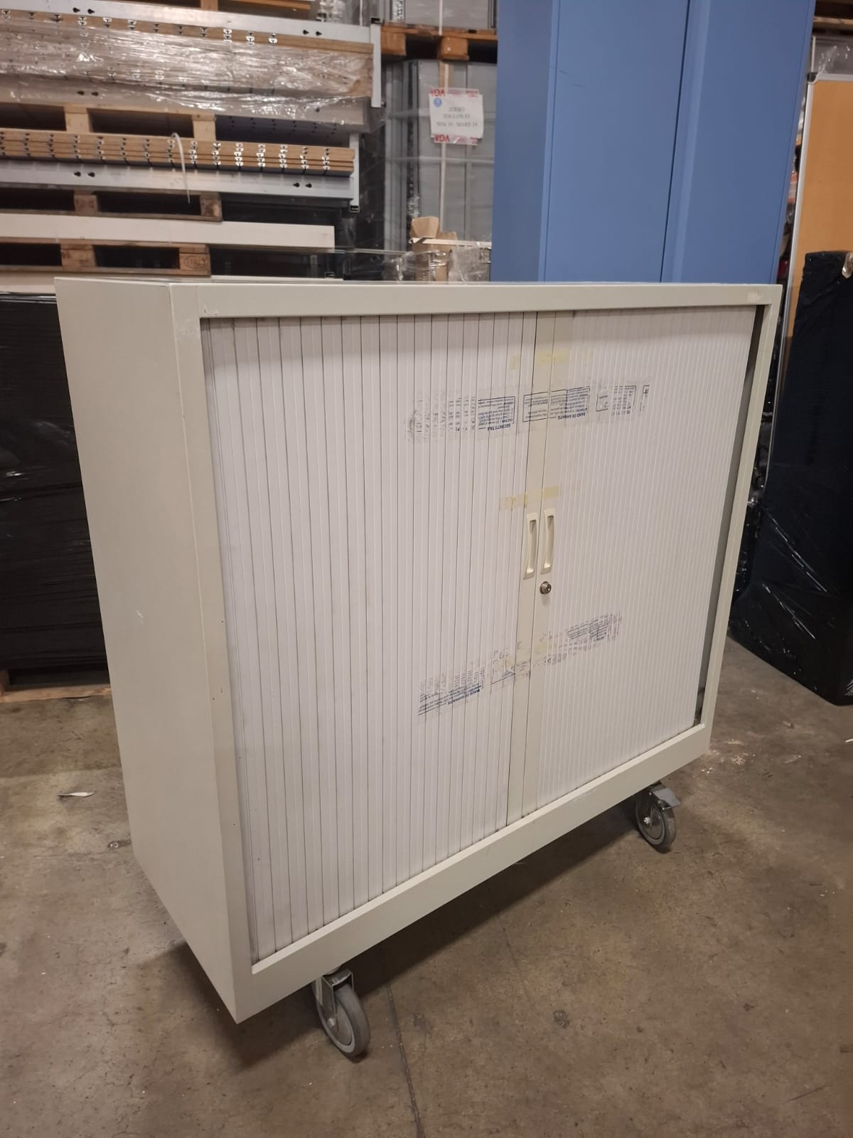 Armoire de Bureau Basse sur Roulettes L 120 cm