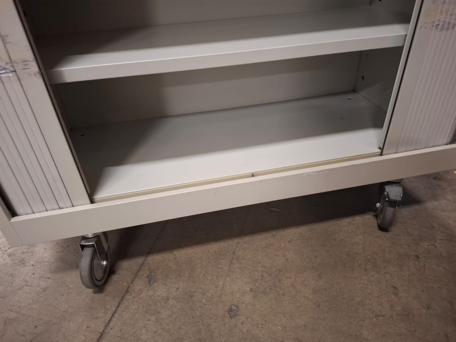 Armoire de Bureau Basse sur Roulettes L 120 cm – Image 6