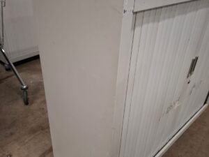 Armoire de bureau métallique grise sur roulettes sans clé – L120,5 cm