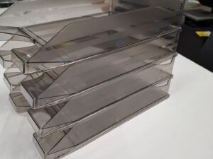 Lot de 4 corbeilles de rangement de bureau en PVC noir et transparent