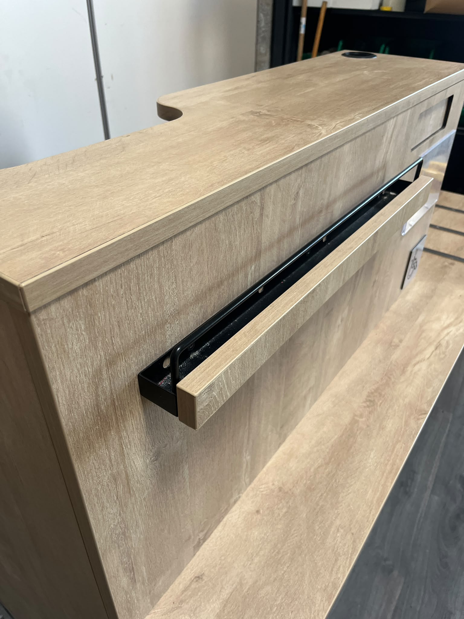 Comptoir d’accueil avec PMR en bois – L160 cm