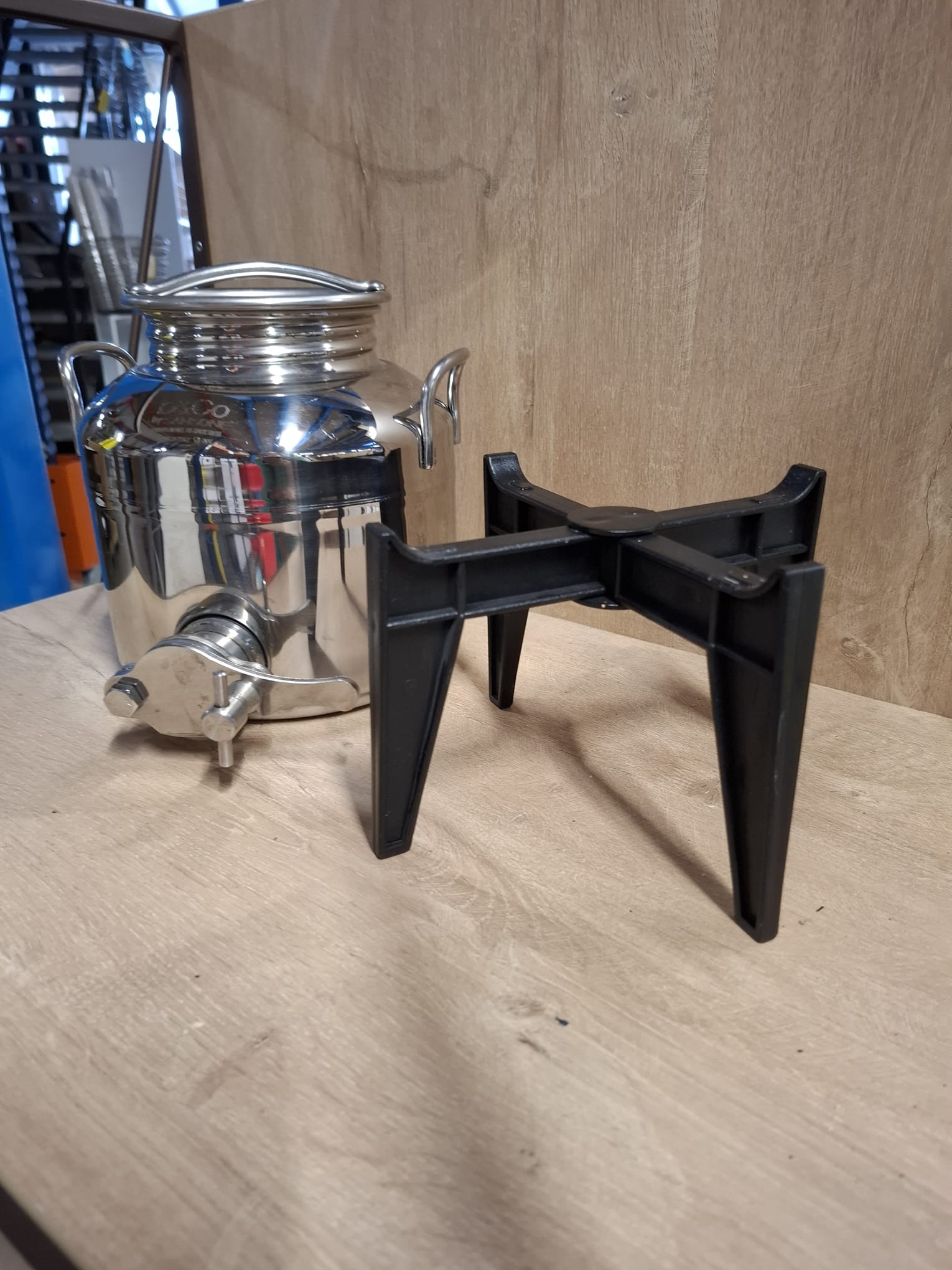 Récipient à huile en acier inoxydable B&CO by Sansone – 3 L