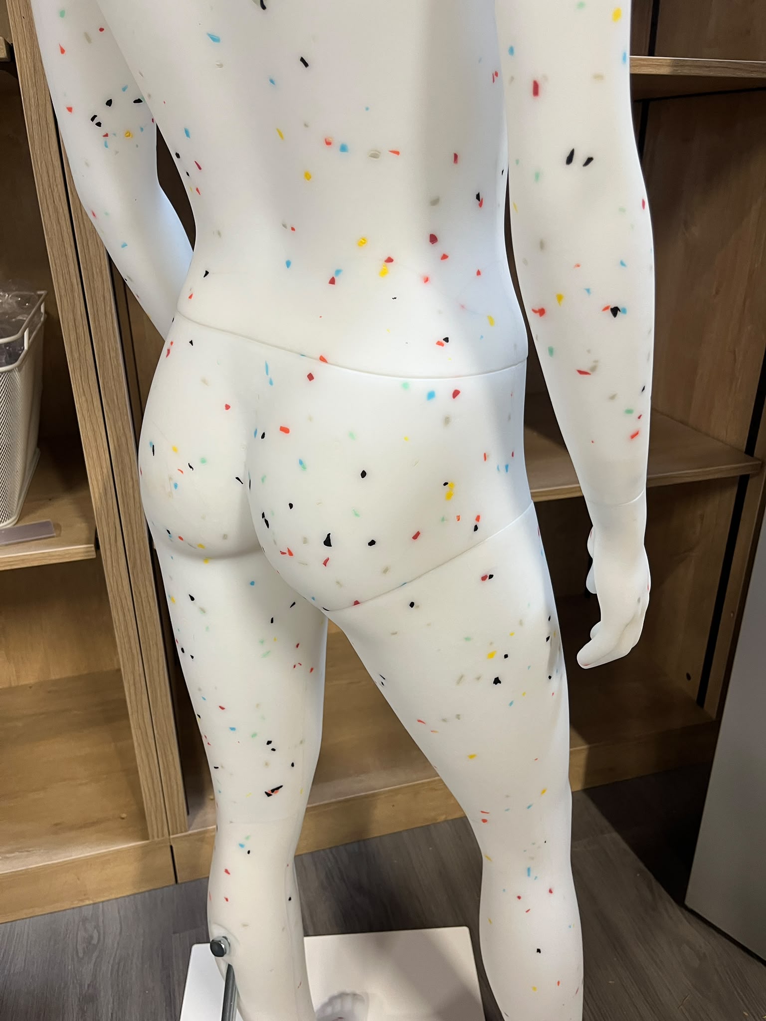 Mannequin fille enfant/ado 12-13 ans en PVC blanc moucheté