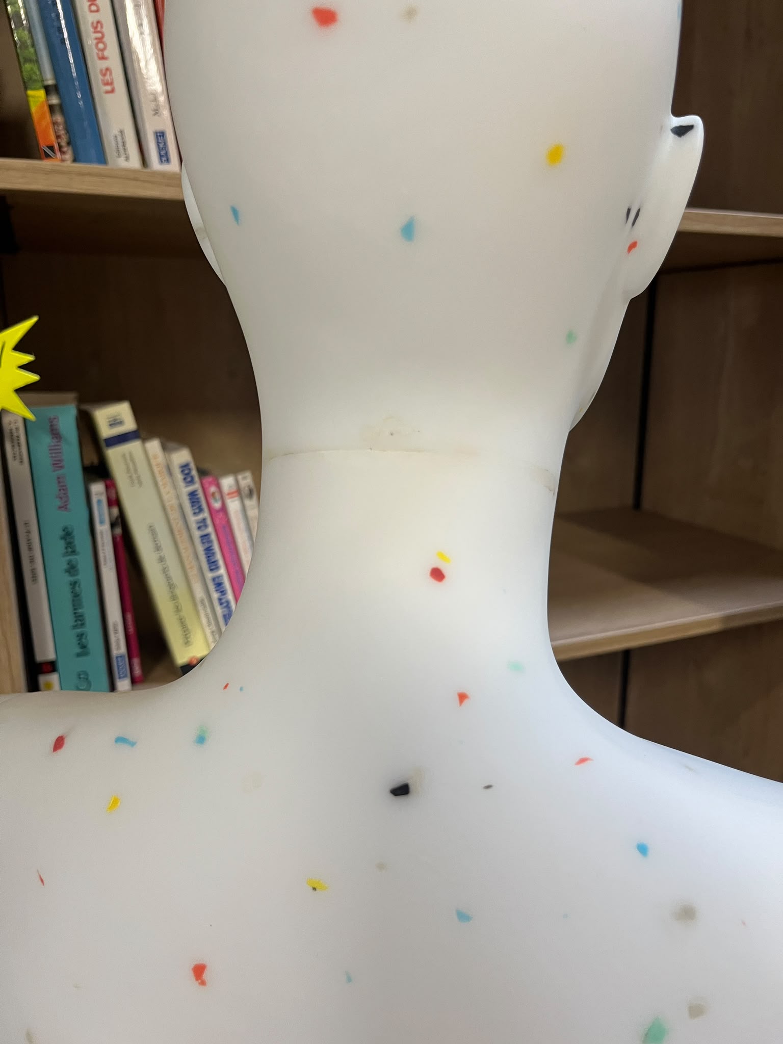 Mannequin garçon enfant/ado 13-14 ans en PVC blanc moucheté