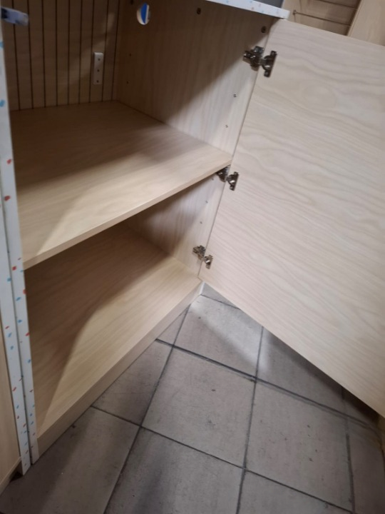 Comptoir et arrière-comptoir en bois moucheté coloré – L330 cm