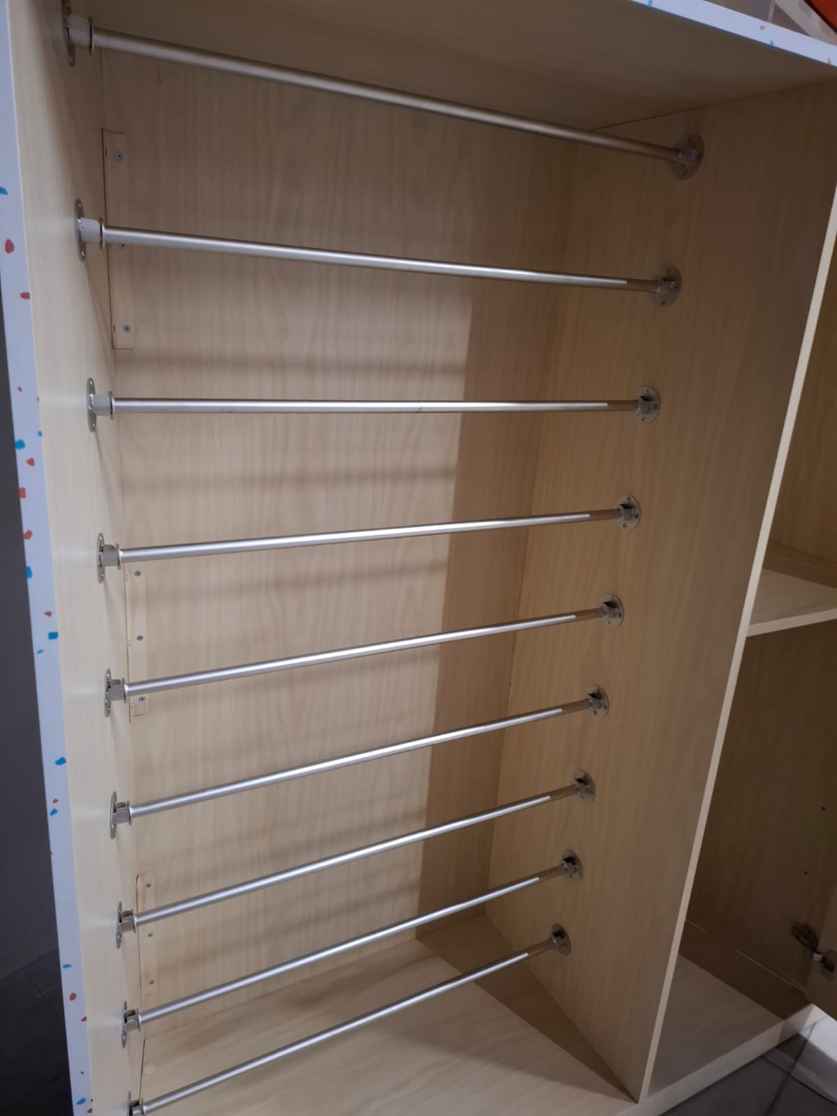 Meuble penderie / rangement à cintres en bois – L150 cm