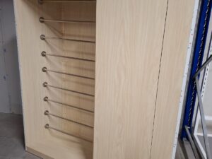 Meuble penderie / rangement à cintres en bois – L150 cm