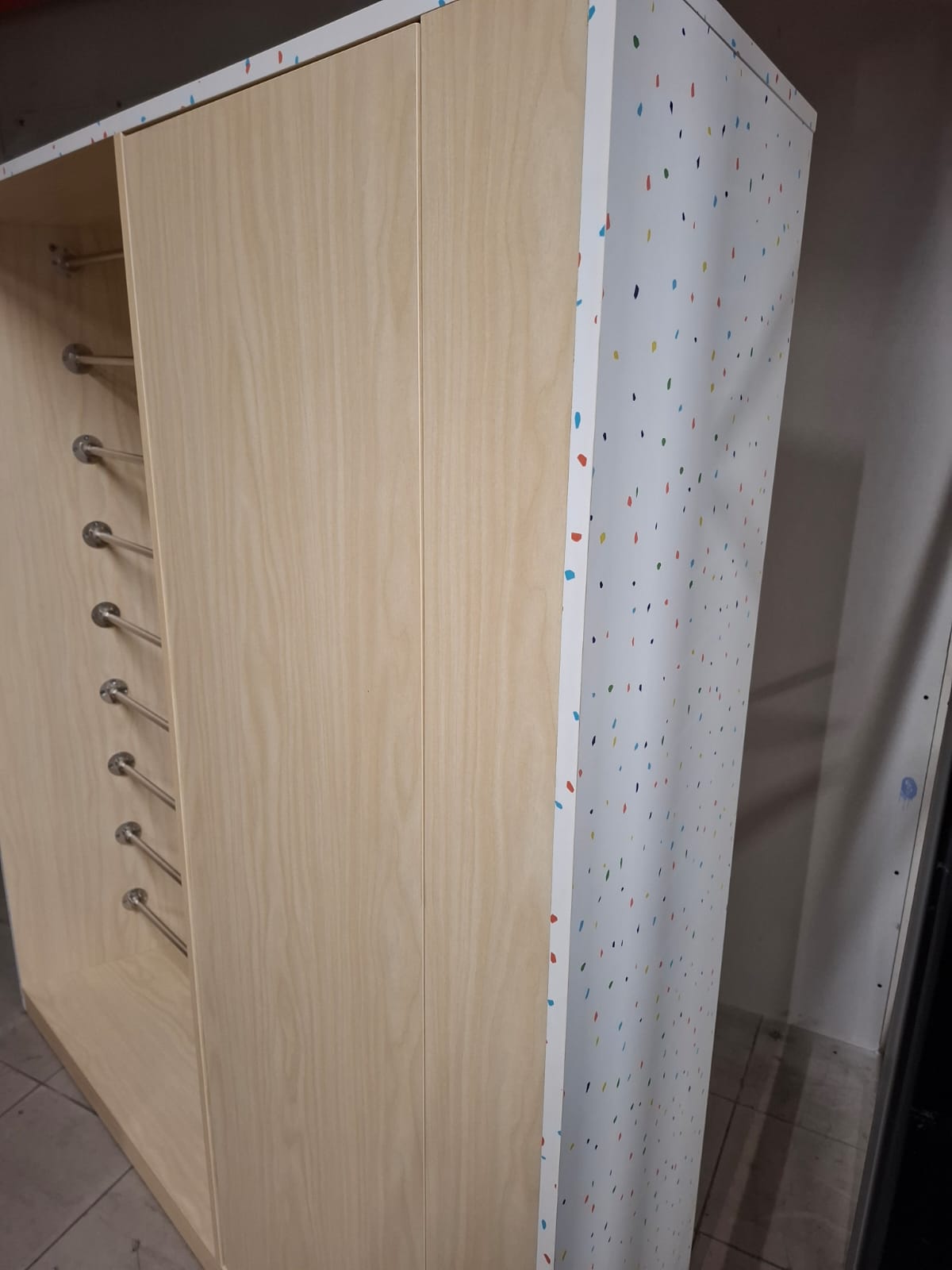 Meuble penderie / rangement à cintres en bois – L150 cm