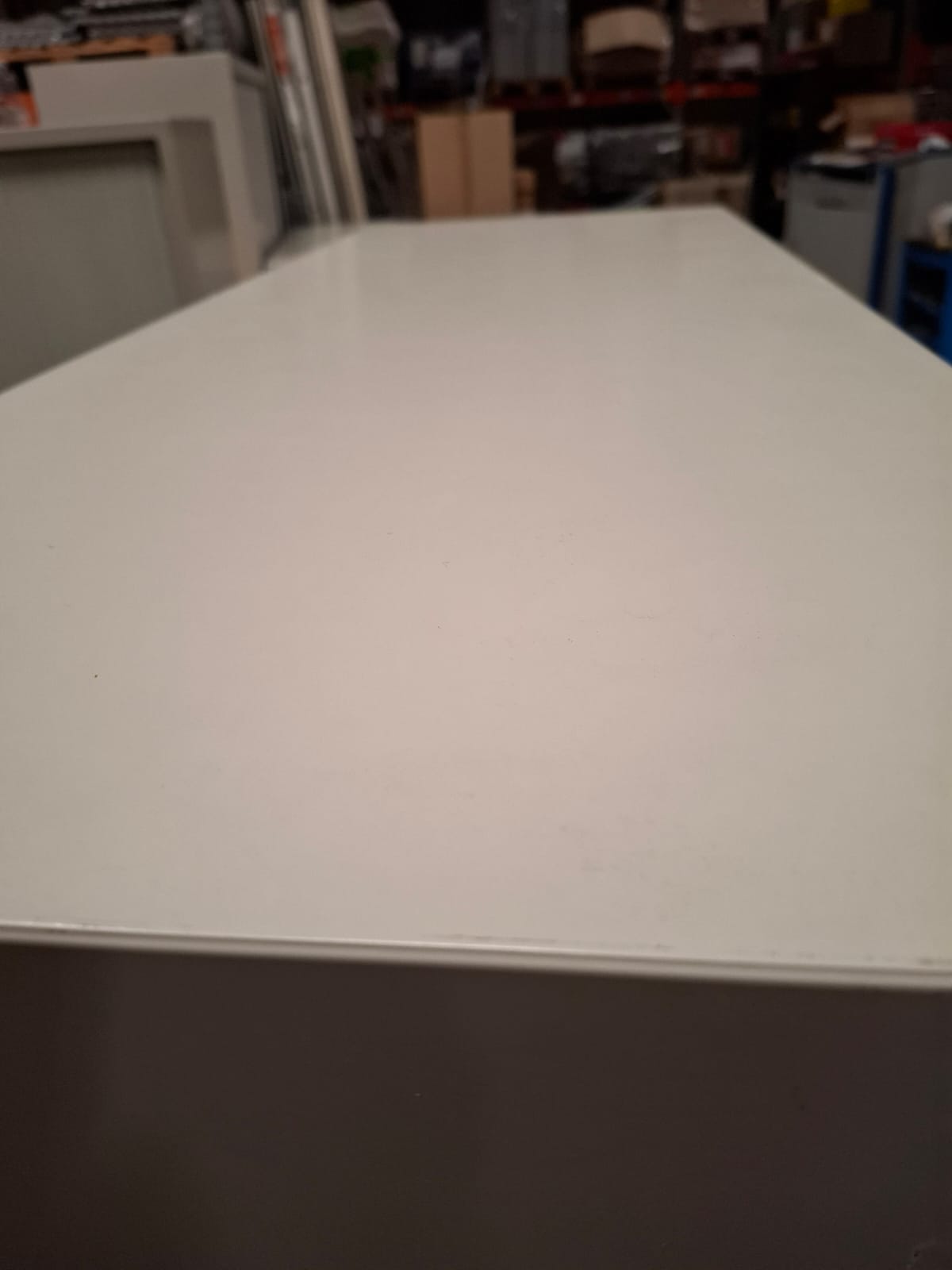Armoire de bureau métallique grise sans clé – L120 cm