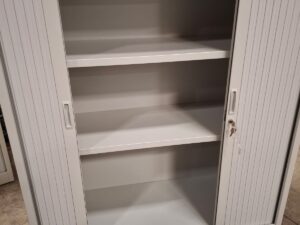 Armoire de bureau métallique grise avec clé – L120 cm