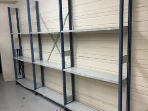 Lot de 3 étagères de stockage métalliques – L3,75 m