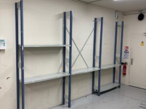 Lot de 3 étagères de stockage métalliques – L3,75 m