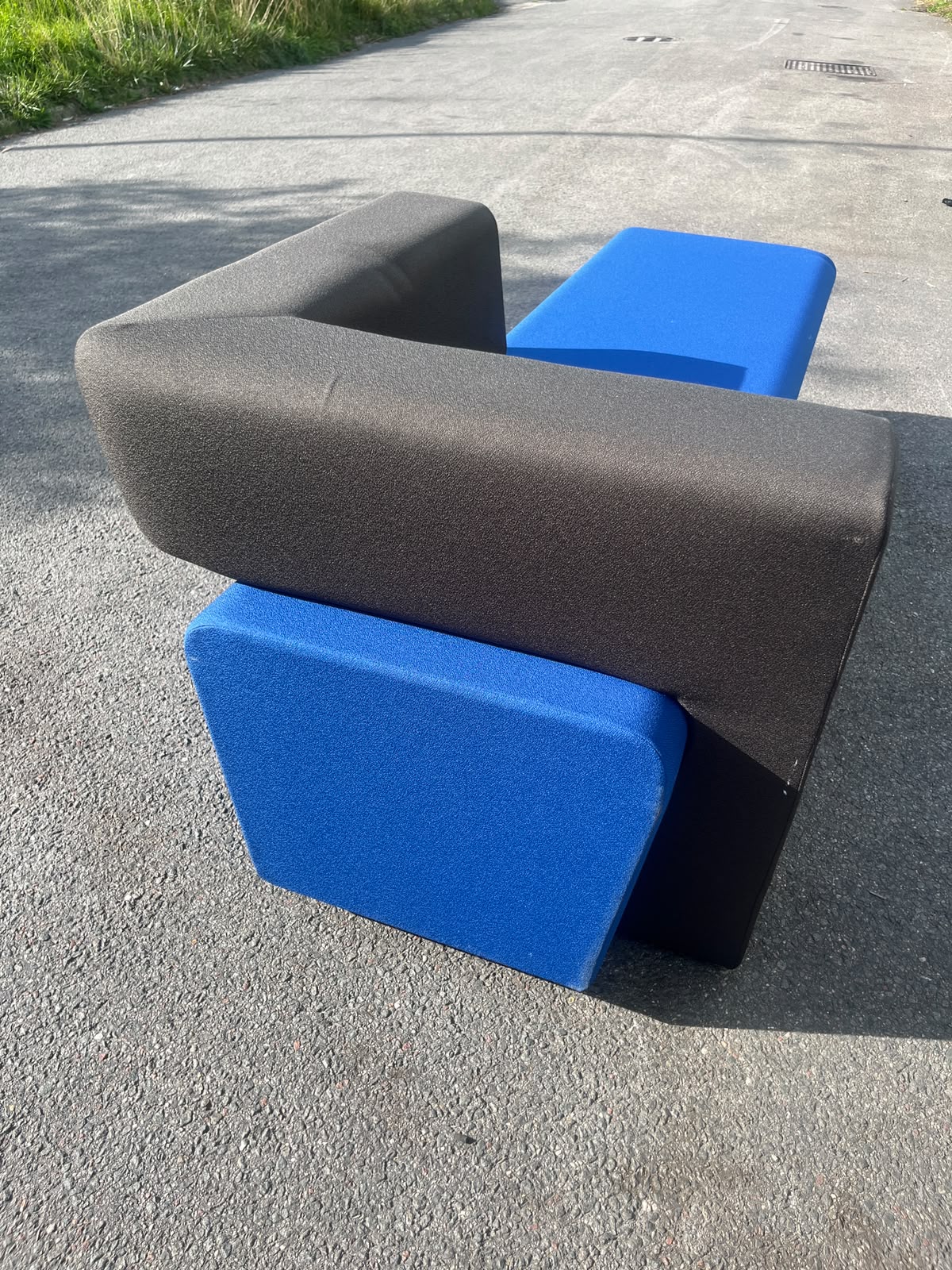 Banquette en tissu bleu et gris – L175 cm