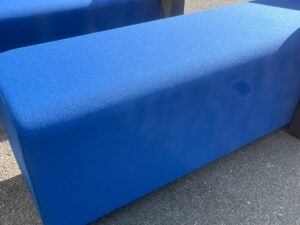 Banquette en tissu bleu et gris – L175 cm