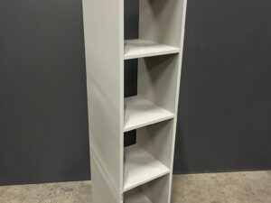 Colonne étagère 4 cases en bois gris – H139,5 cm