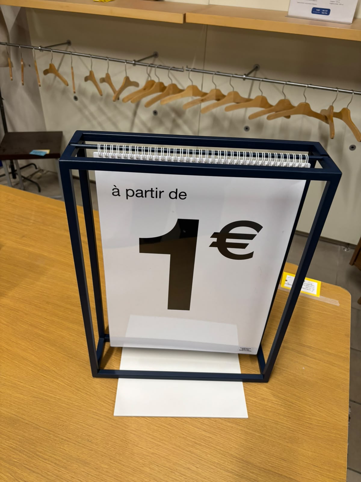 Pupitre support prix bleu et blanc métallique – H47,5 cm