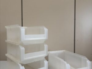 Bac à bec translucide en Plexi 23 L – L50 × P20 × H31 cm