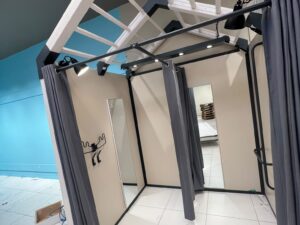 Cabine d’essayage double en bois – 3,47 m²
