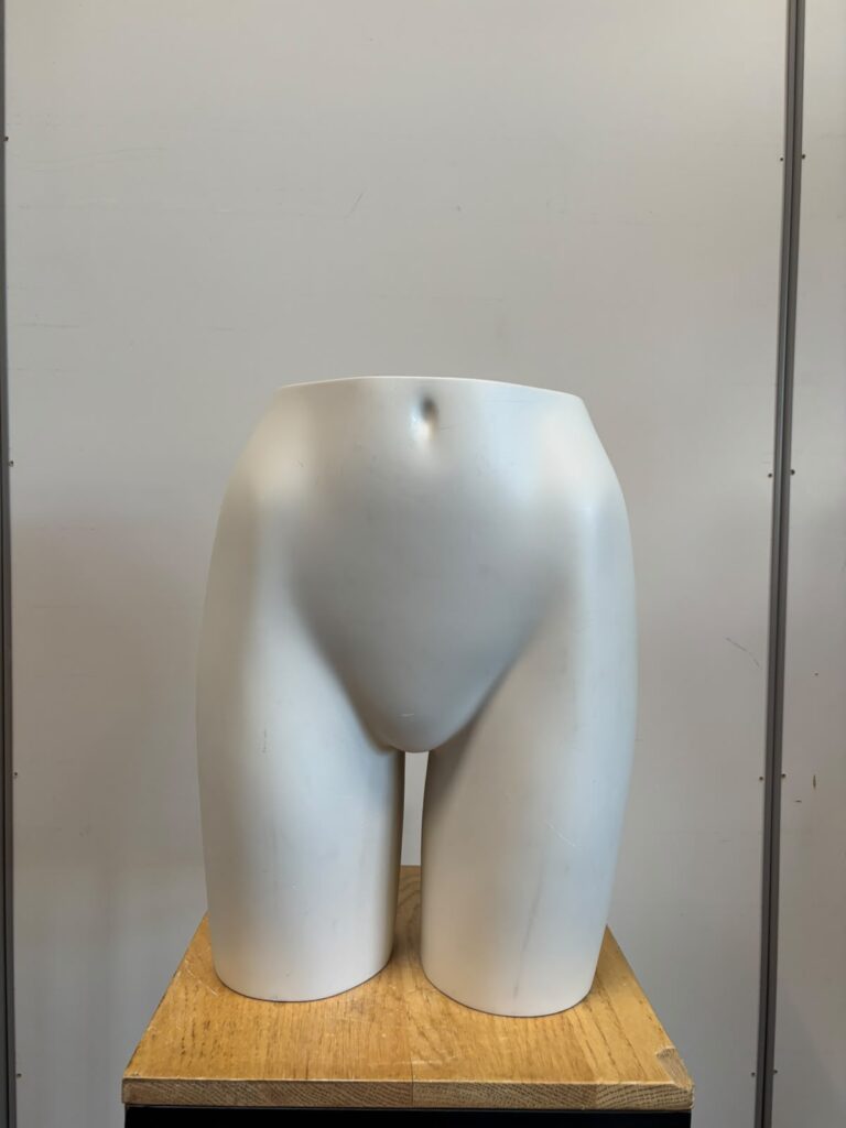 Fessier mannequin femme Hans Boodt – H43,5 cm