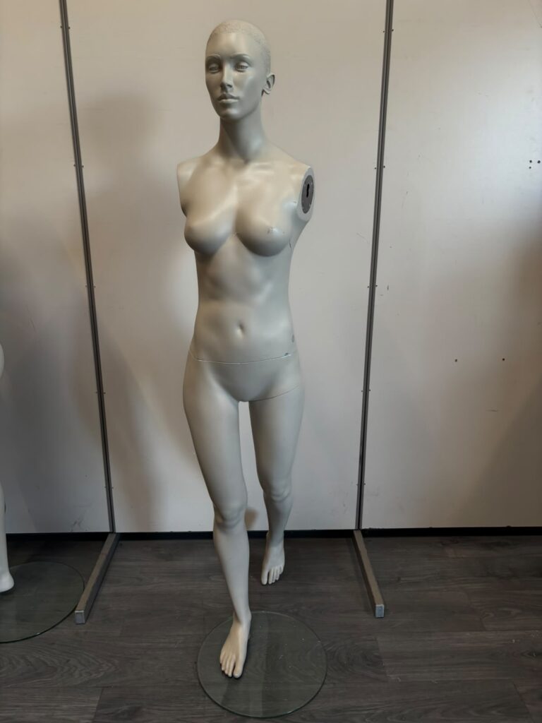 Mannequin femme Hans Boodt « Alma » – H174 cm
