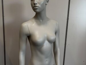Mannequin femme Hans Boodt « Rachel » – H172 cm