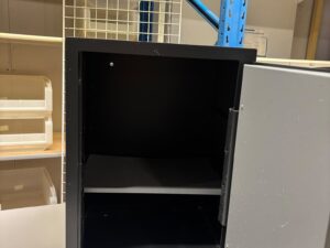 Coffre-fort Clubbsafes avec clé – H61 × L45 cm