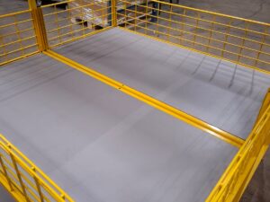 Double bac soldeur jaune métallique et bois – H133 cm