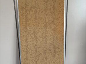 Tableau d’affichage en liège – L180 × H90 cm