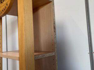 Meuble de présentation en bois marron clair à 5 cases – H192 cm