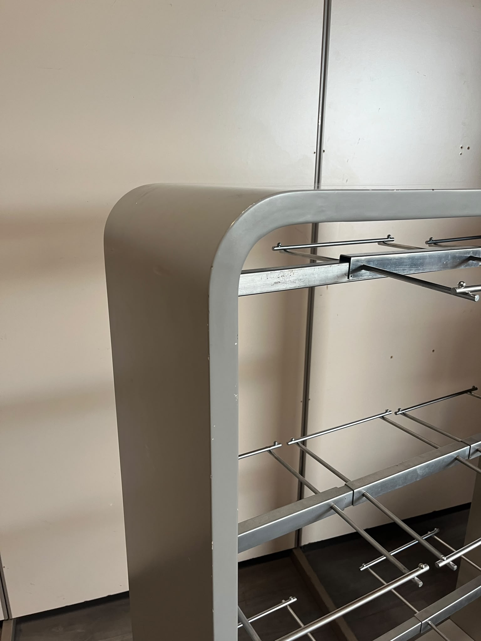 Gondole centrale grise – L100 × H139 cm