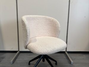 Chaise de bureau en tissu bouclette beige – Hauteur réglable