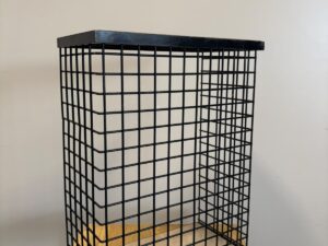 Niche décorative en métal noir et bois – L29,5 cm