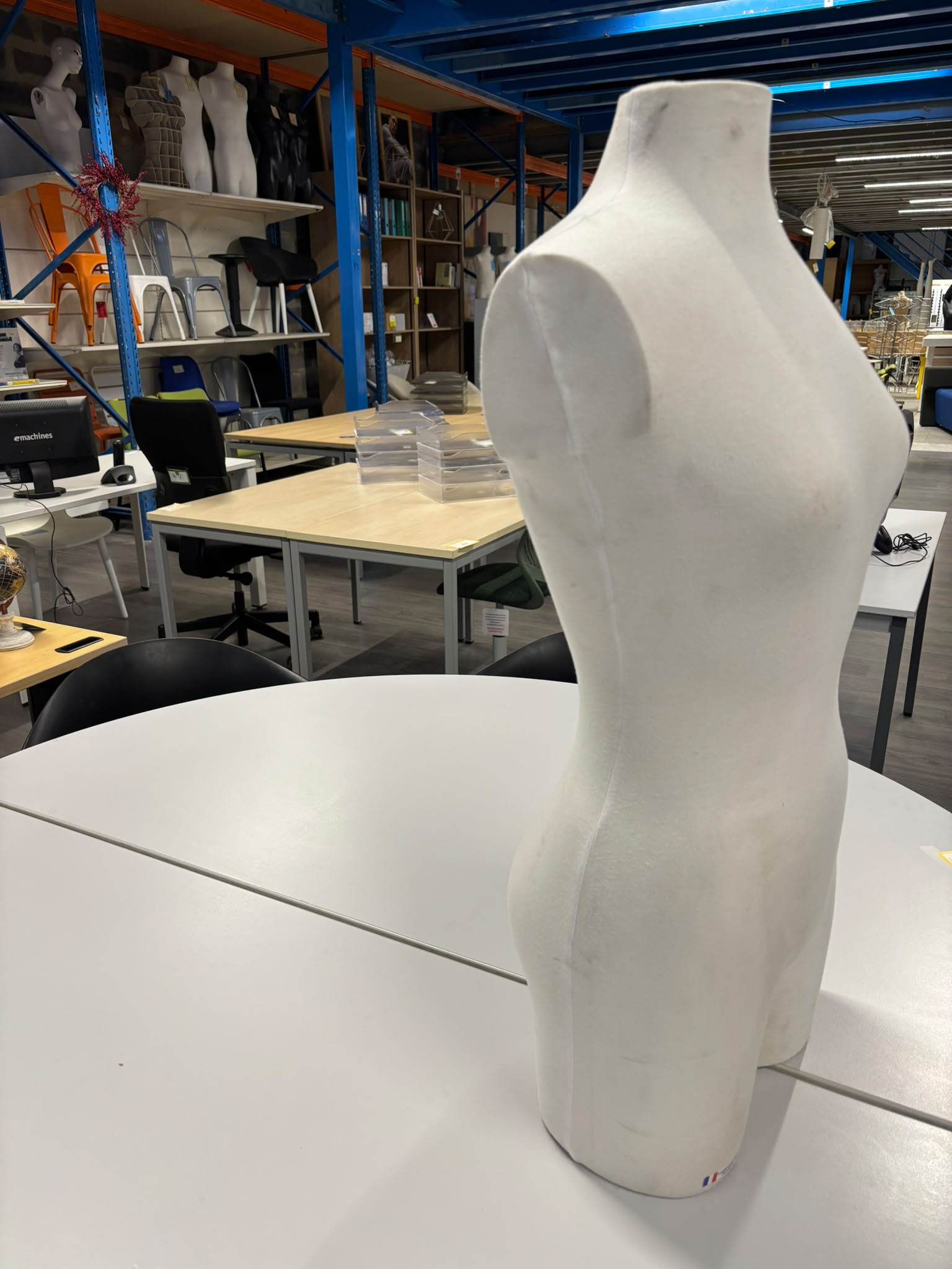Buste mannequin femme demi-cuisse blanc – H82 cm