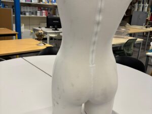 Buste mannequin femme demi-cuisse blanc – H82 cm