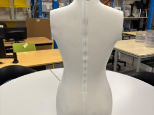 Buste mannequin femme demi-cuisse blanc – H82 cm